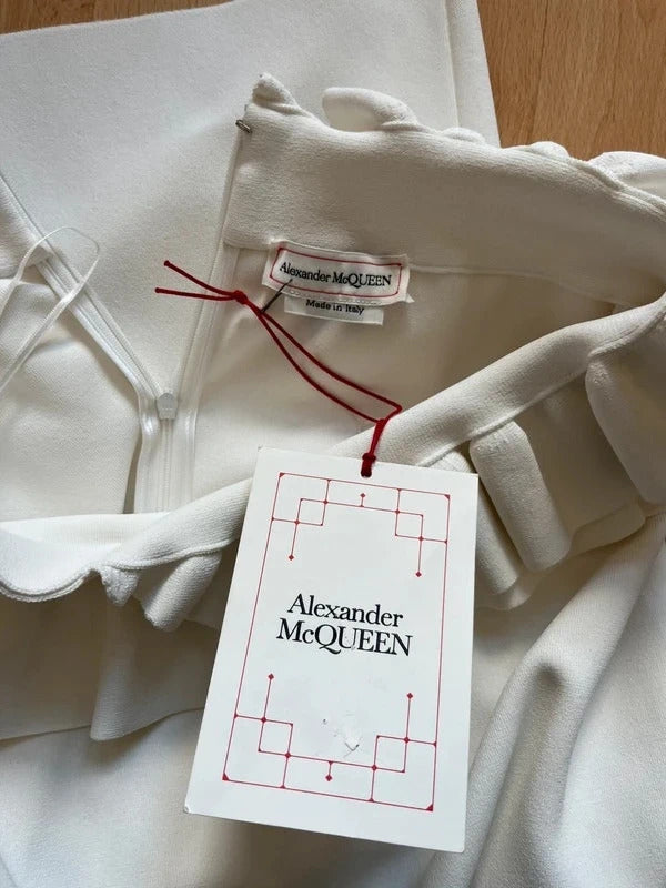 Alexander McQueen Knitted Midi Skirt – White – Size S – Ruffled Waist – Made in Italy