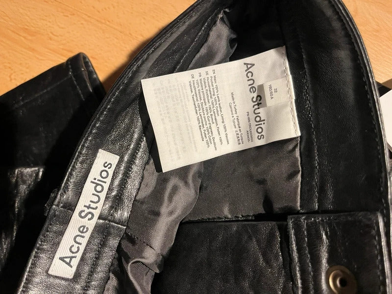 Acne Studios Black Leather Cropped Trousers – EU32 / UK6