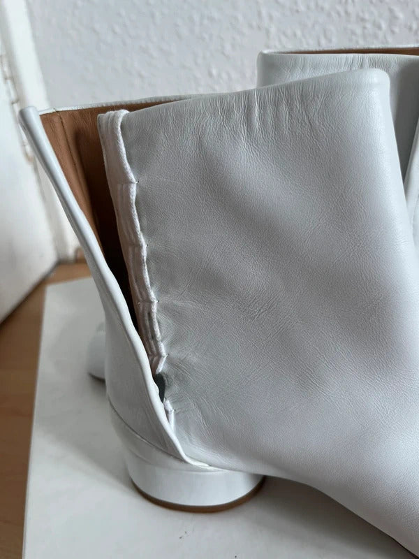 Maison Margiela Tabi Leather Ankle Boots – White – EU37 / UK4 / US7
