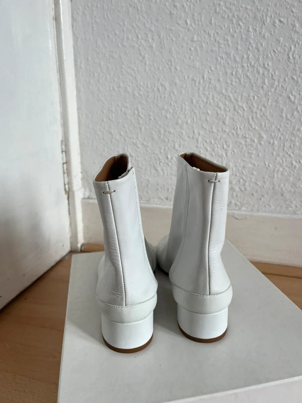 Maison Margiela Tabi Leather Ankle Boots – White – EU37 / UK4 / US7